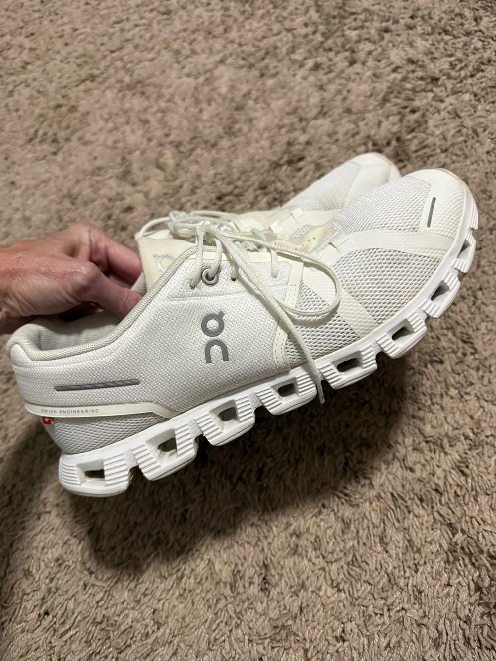 On Running breathable mesh